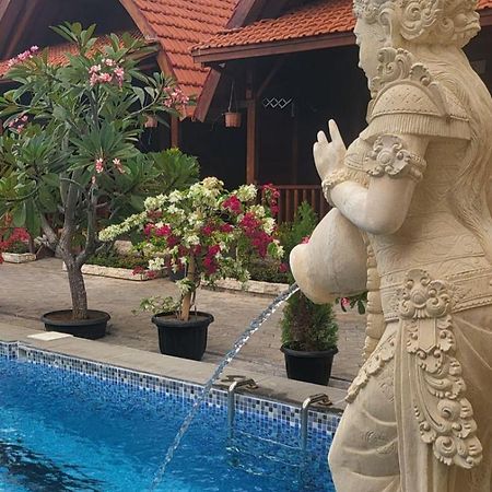 Uli Wood Villa, Jimbaran Bali - Near Gwk Exterior foto